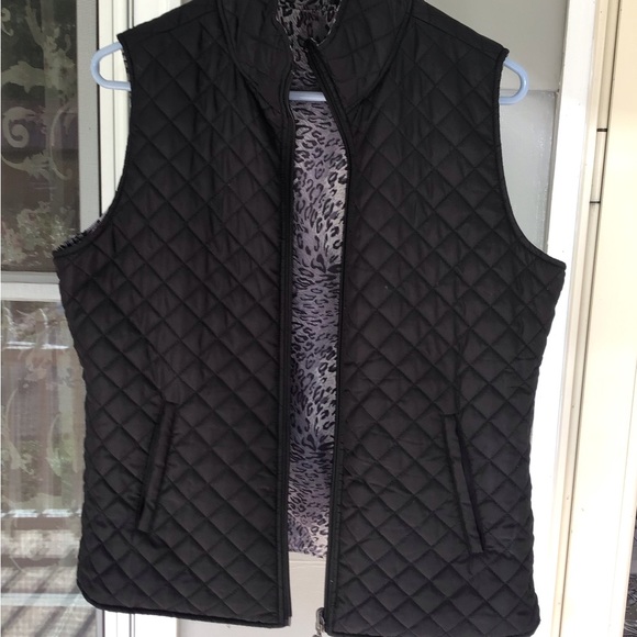 Womens Activology REVERSIBLE Small Quilt Puffer Vest Zip Black/gray Animal Print - Picture 3 of 16